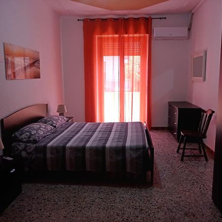 Colors House Bed & Breakfast Alghero Bagian luar foto