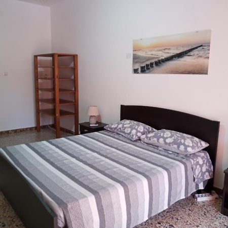 Colors House Bed & Breakfast Alghero Bagian luar foto